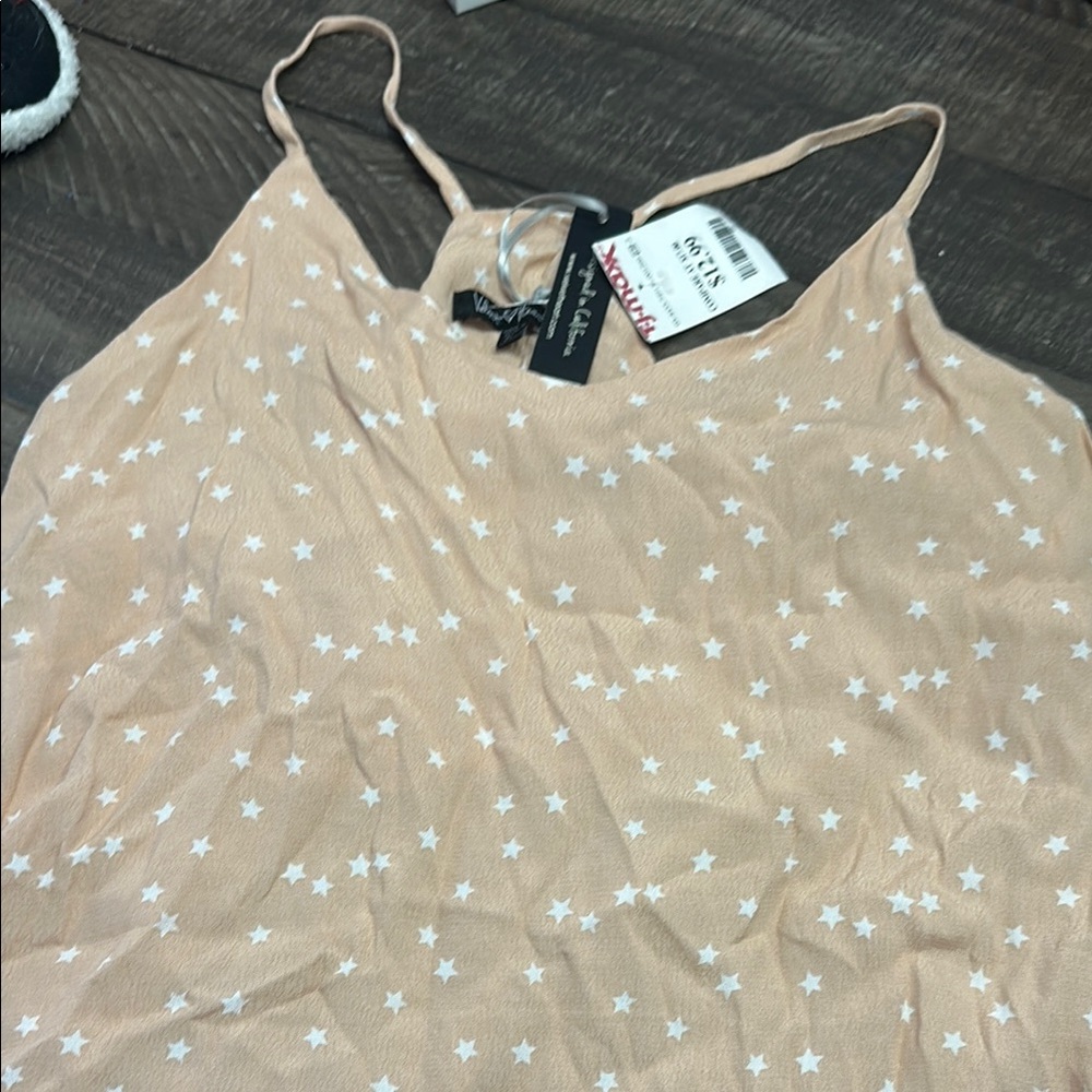 Velvet Heart Tan and White Camisole Top